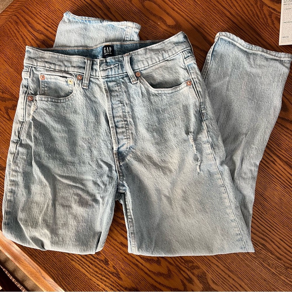 Cheeky Straight Leg Light Wash GAP Jeans size 8/29